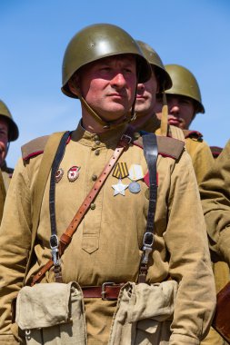 kırmızı yıldız tarihi club üyeleri tarihsel Sovyetler İkinci Dünya Savaşı tarihi canlandırma sırasında üniforma giymek