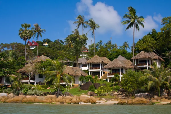 Tropical beach house sull'isola di Koh Samui, Thailandia — Foto Stock