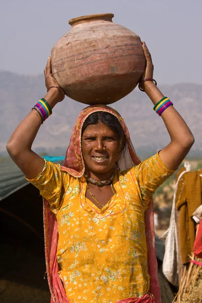 Indiase vrouw — Stockfoto