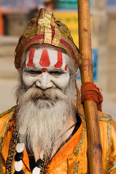 Indická Sádhu (světec). Varanasi, uttar pradesh, Indie. — Stock fotografie