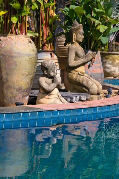 Piscina na Tailândia . — Fotografia de Stock