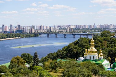 kiev pechersk lavra Dinyeper Nehri üzerinden görüntülemek