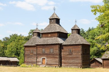 ahşap Ukraynalı antika Ortodoks Kilisesi yaz aylarında pirogovo Müzesi, kiev, Ukrayna