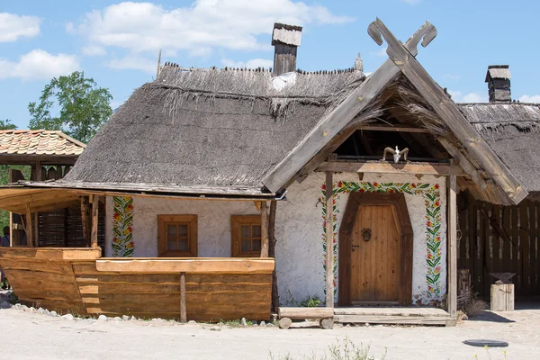 Houten huizen, kiev, Oekraïne — Stockfoto