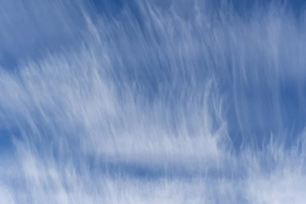 White Cloud Stripes Blue Sky Background Exotic Beautiful Cloud Shapes — Stock Photo, Image