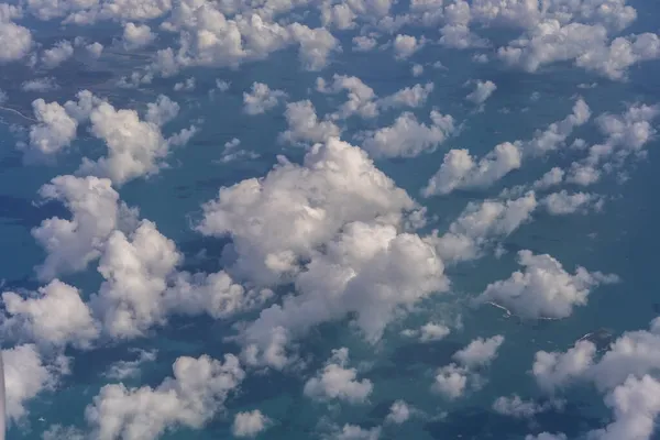 Terbang Atas Bumi Dan Atas Awan Wilayah Singapura Tampilan Jendela — Stok Foto