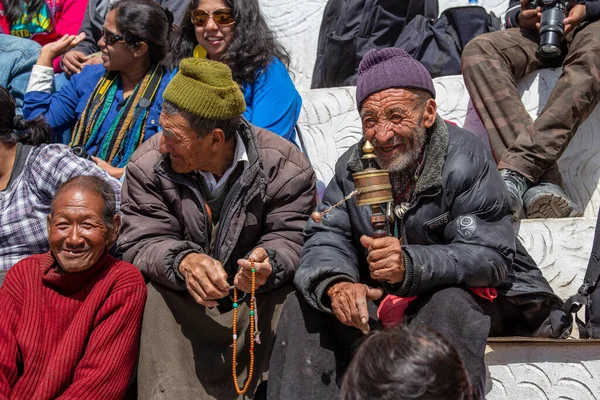 Ladakh India June 2015 Tibetan Buddhist People Tourist Hemis Festival — Stock Photo, Image
