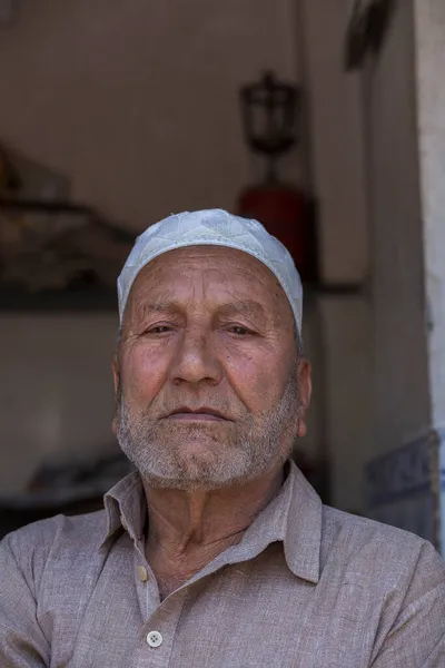 Srinagar India Julio 2015 Anciano Indio Mercado Callejero Srinagar Estado — Foto de Stock