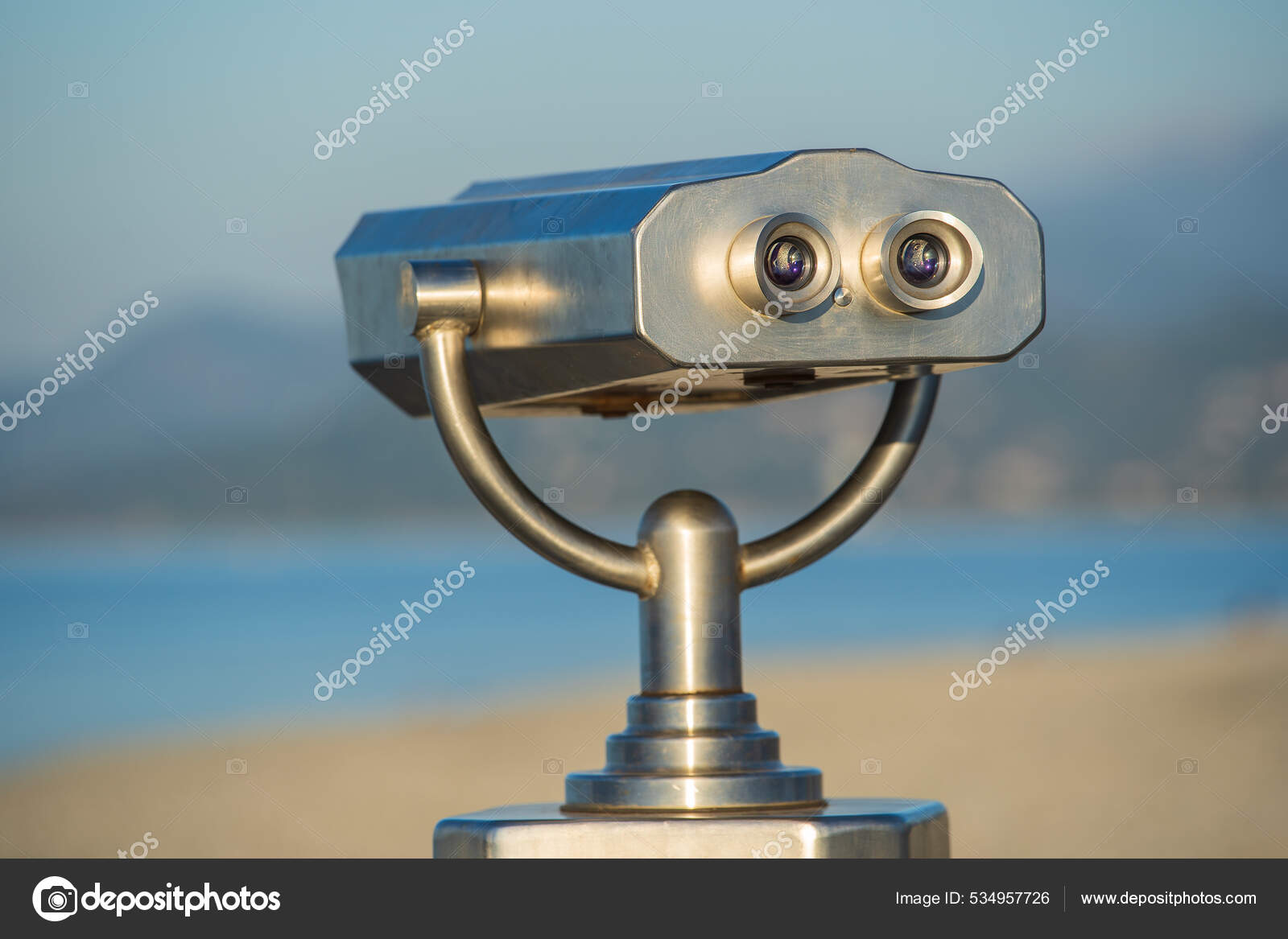 Public binoculars 2025