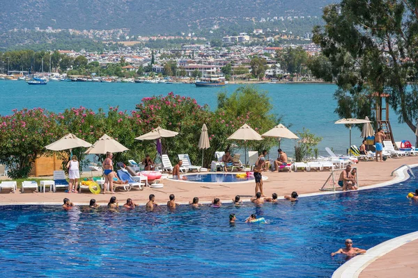 Didim Turkey September 2019 People Aerobics Swim Sunbathe Swimming Pool — Stock Photo, Image