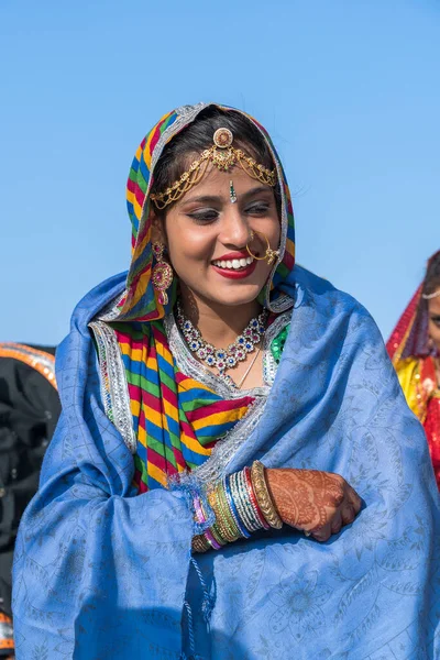 Pushkar Hindistan Kasım 2018 Geleneksel Rajasthani Kıyafeti Giyen Hintli Kızlar — Stok fotoğraf