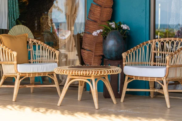 Τραπέζι Και Καρέκλες Στο Street Cafe Στο Νησί Koh Phangan — Φωτογραφία Αρχείου