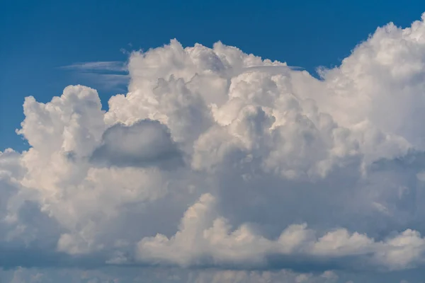 Natürliches Tageslicht Und Weiße Wolken Blauen Himmel Sonnigen Tag — Stockfoto