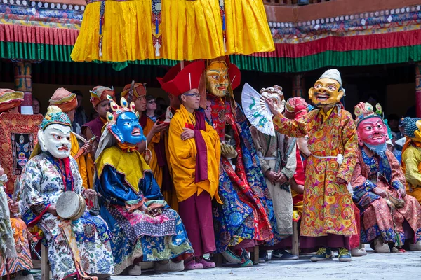 Ладакх Северная Индия Июня 2015 Тибетский Мужчина Одетый Мистическую Маску — стоковое фото