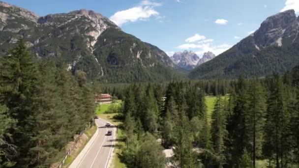 Повітряний Вид Зеленого Гірського Лісу Доломітах Італія Подорожі Природа Концепції — стокове відео