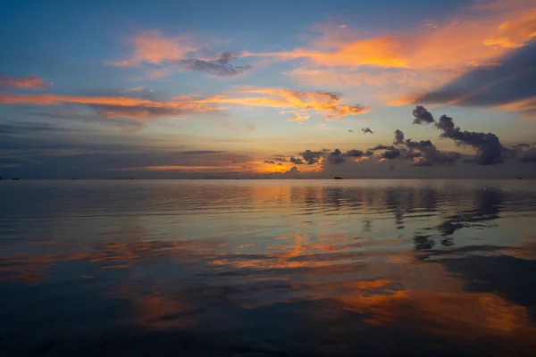 Чудовий Захід Сонця Над Морською Водою Острові Кох Фанган Таїланд — стокове фото