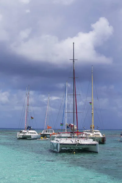 Island Mauritius March 2017 View Tourist Catamaran Shore Floating Indian — Stock Photo, Image