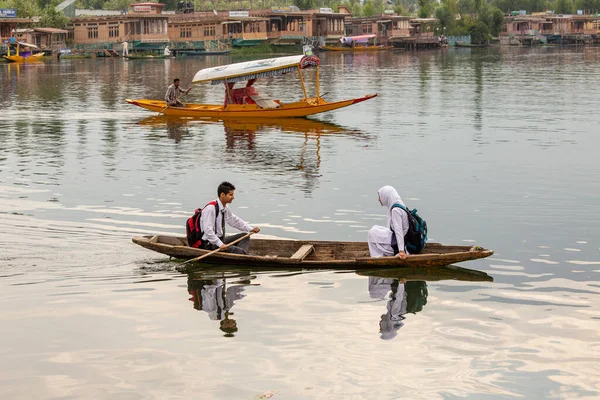 Srinagar India Juli 2015 Lifestyle Dal Meer Lokale Mensen Gebruiken — Stockfoto