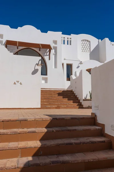 Detalle Escaleras Pared Blanca Una Casa Calle Egipto Sharm Sheikh — Foto de Stock