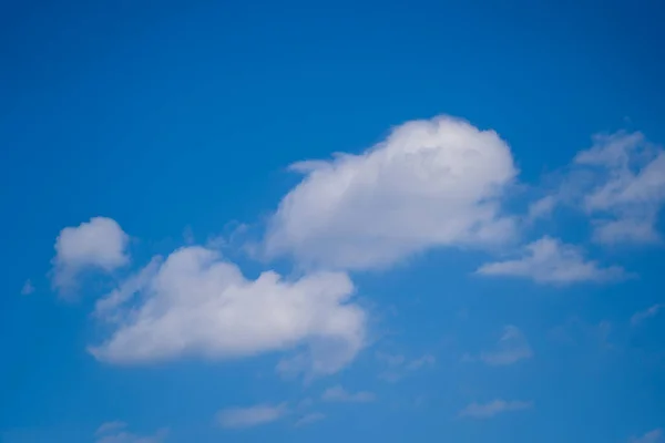 Weiße Wolken Vor Blauem Himmel Naturkonzept — Stockfoto