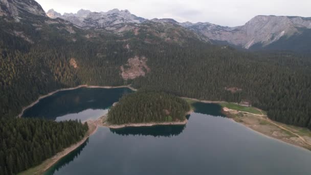 Vista Aérea Del Lago Negro Crno Jezero Norte Montenegro Lago — Vídeos de Stock