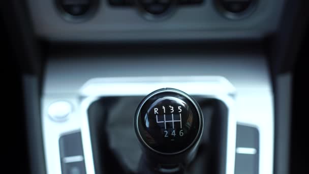 Man Driver Changing Gears Manual Transmission Gear Stick Close — Vídeos de Stock