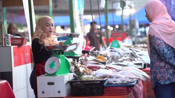 Kota Kinabalu Malaysia February 2020 Malaysian People Sell Buy Seafood — 图库视频影像