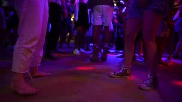 Koh Phangan Thailand Feb 2022 European Youth Dancing Beach Bar — Wideo stockowe