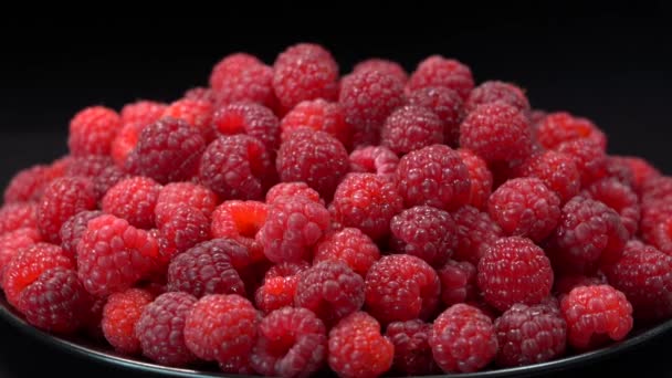 Fresh Ripe Juicy Raspberry Background Close Berry Rotation Loopable Food — Wideo stockowe