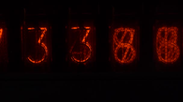 Retro Vacuum Tube Display Device Counts Seconds Displaying Numbers Vintage — Vídeo de stock