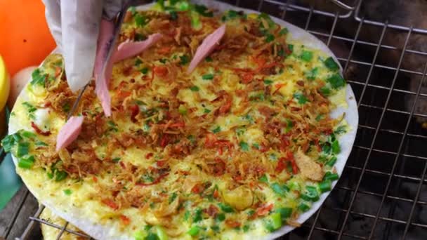 Local Vietnamese Pizza Charcoal Stove Street Food Market Mountain Village — Stock Video