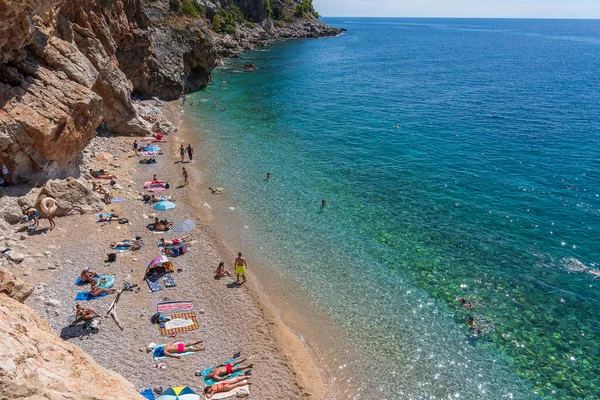 Pláž Pasjaca Chorvatsko 2021 Evropští Turisté Odpočívají Nejlepší Pláži Evropě — Stock fotografie