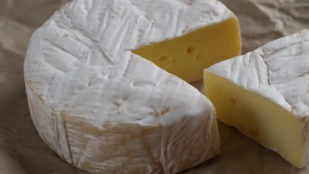 Formaggio Rotazione Camembert Primo Piano Concetto Prodotto Lattiero Caseario Deliziosi — Video Stock