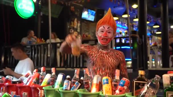 Koh Phangan Thailand January 2019 Thai Sellers Sell Alcohol Tourists — Vídeos de Stock