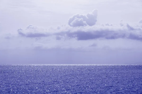 Ciel Bleu Avec Nuages Sur Eau Mer Composition Naturelle Thaïlande — Photo