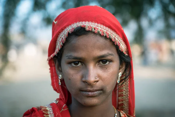 Pushkar Hindistan Kasım 2018 Çölde Hintli Genç Kız Thar Zamanında — Stok fotoğraf
