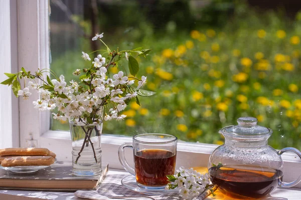 Delicious Hot Tea Windowsill Home Summer Day Garden Close Copy — Stock fotografie