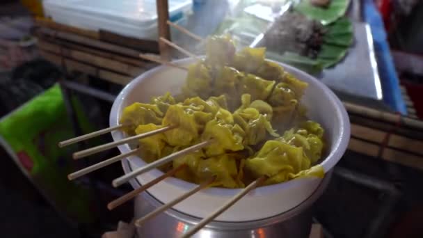 Frischer Dim Sum Dampfgarer Chinesische Küche Auf Einem Street Food — Stockvideo