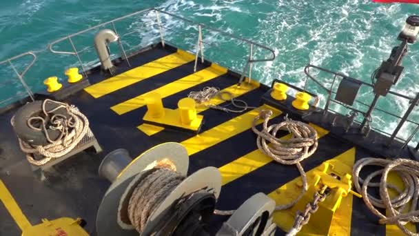 Yellow Black Painted Ferry Deck Boat Thick Mooring Rope Blue — Stock Video