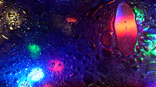 Красочный Абстрактный Фон Текстурное Масло Водяной Поверхностью Пены Мыла Пузырьками — стоковое видео