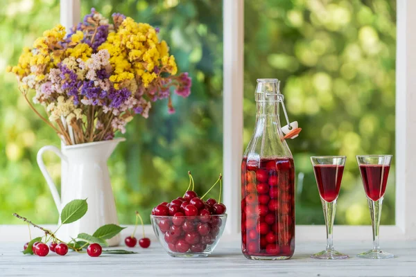 Homemade Cherry Brandy Two Glasses Glass Bottle Windowsill Window House — Foto de Stock