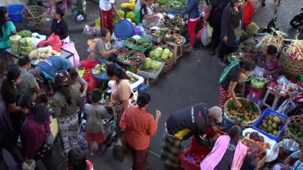 Ubud Bali Indonesia Апреля 2019 Года Бедные Индонезийцы Продающие Покупающие — стоковое видео
