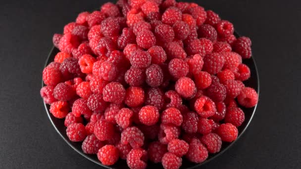 Fresh Ripe Juicy Raspberry Background Close Berry Rotation Loopable Food — Vídeo de Stock