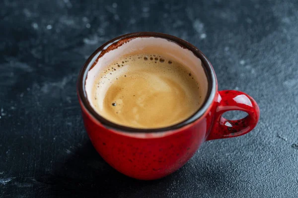 Fresh Aromatic Morning Coffee Red Cup Black Background Close — ストック写真