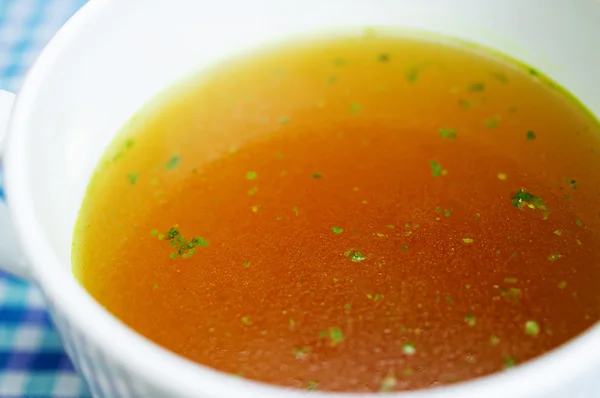 Buljong, buljong, klar soppa — Stockfoto