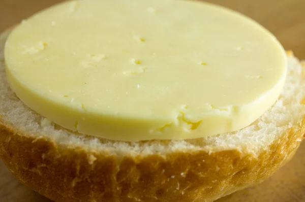 Sanduíche com queijo — Fotografia de Stock