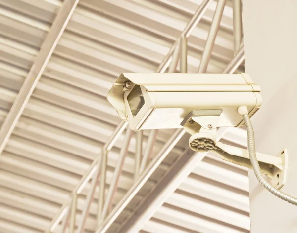 Old security camera — Stock Photo, Image