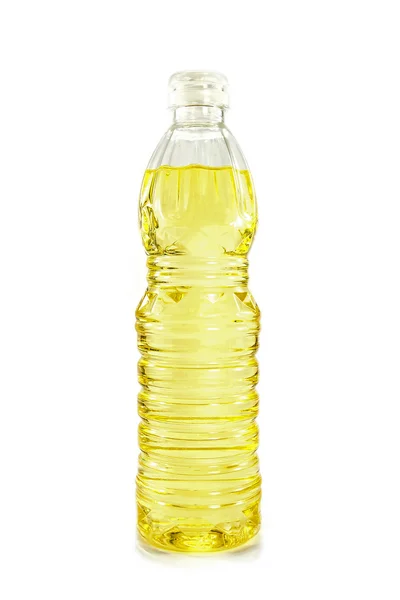Olio vegetale in bottiglia di plastica isolato — Foto Stock