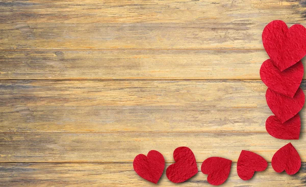 Красное Бумажное Сердце Подарочная Коробка Деревянном Столе Вид Сверху Копировальным — стоковое фото