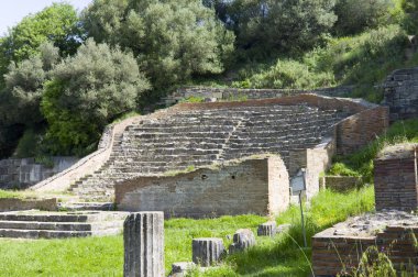 Apollonia odeon, Arnavutluk